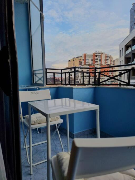 Central Gem Tirana Bagian luar foto